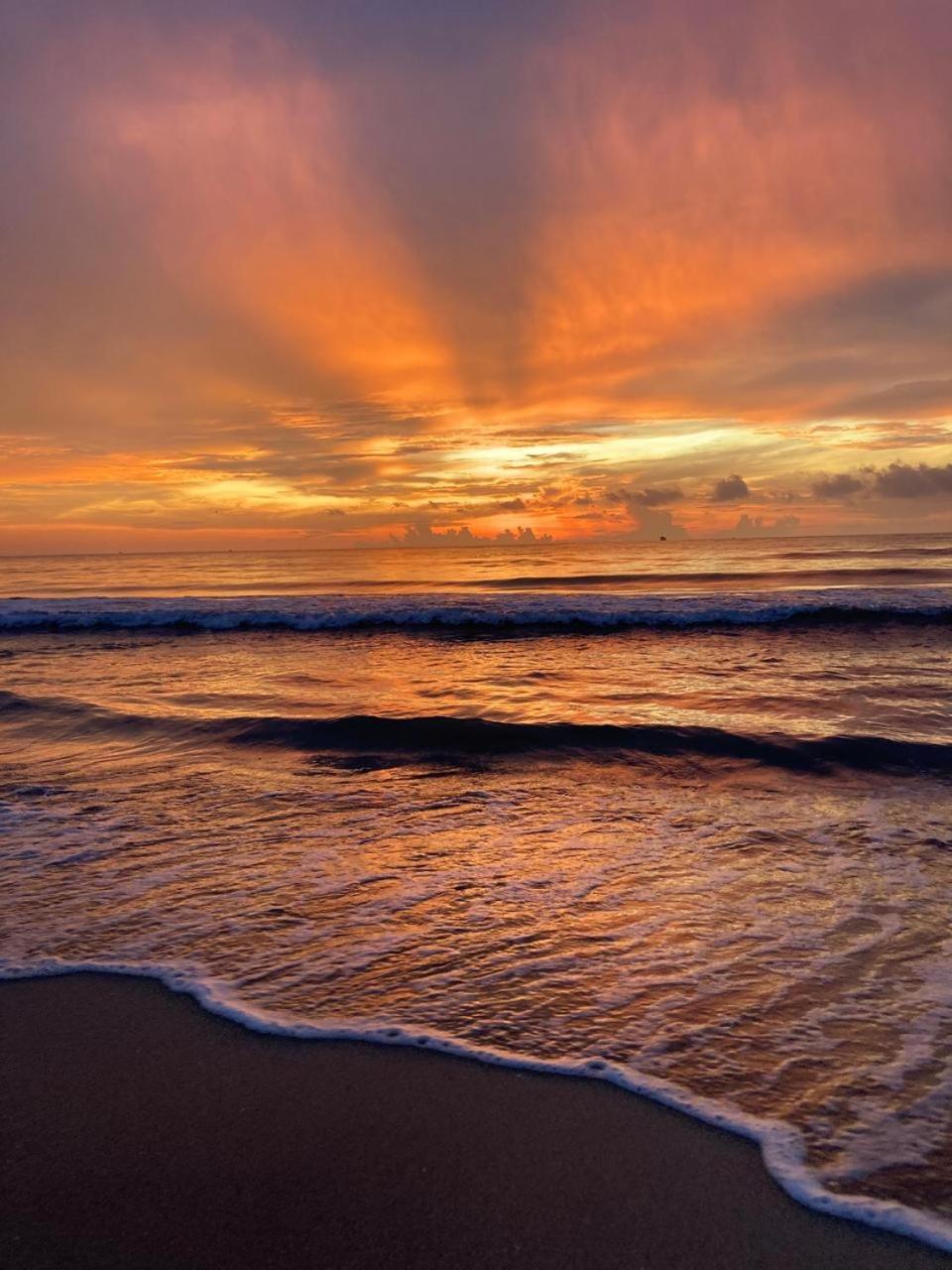 Ceylon Beach Haven Uppuveli Trincomalee Dış mekan fotoğraf