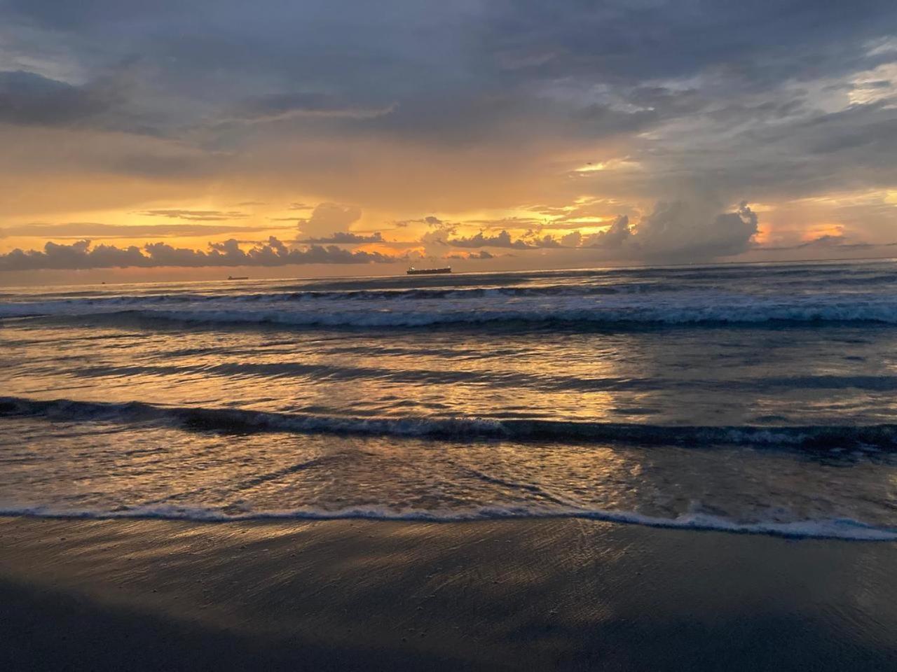 Ceylon Beach Haven Uppuveli Trincomalee Dış mekan fotoğraf