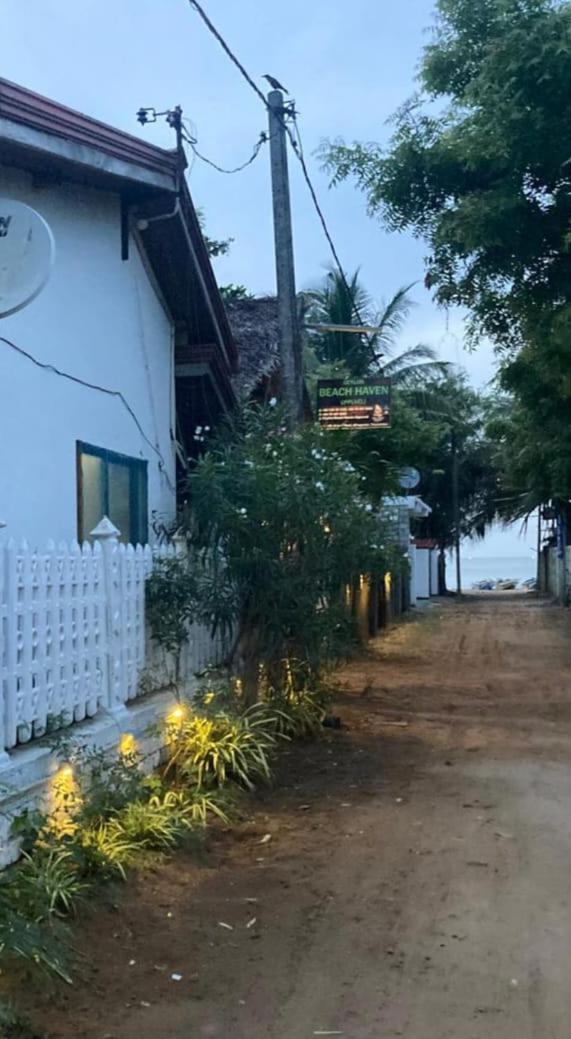 Ceylon Beach Haven Uppuveli Trincomalee Dış mekan fotoğraf
